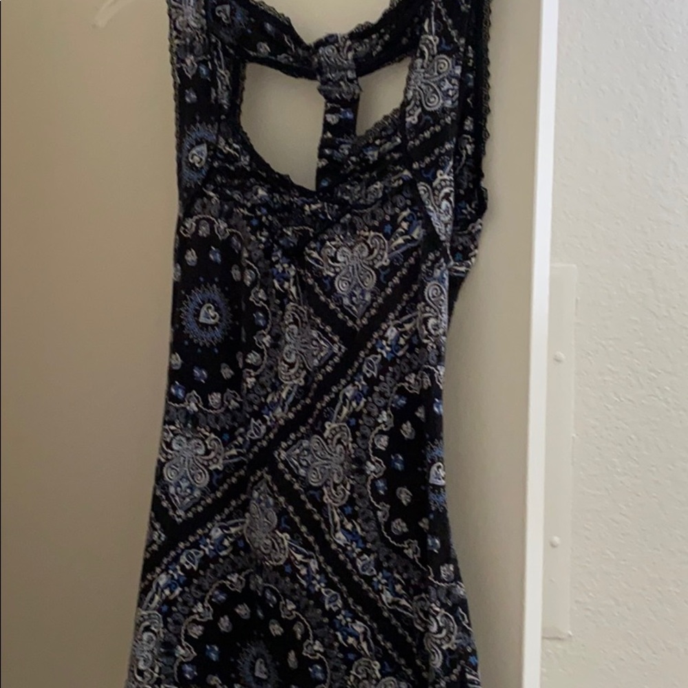 Sleeveless top
